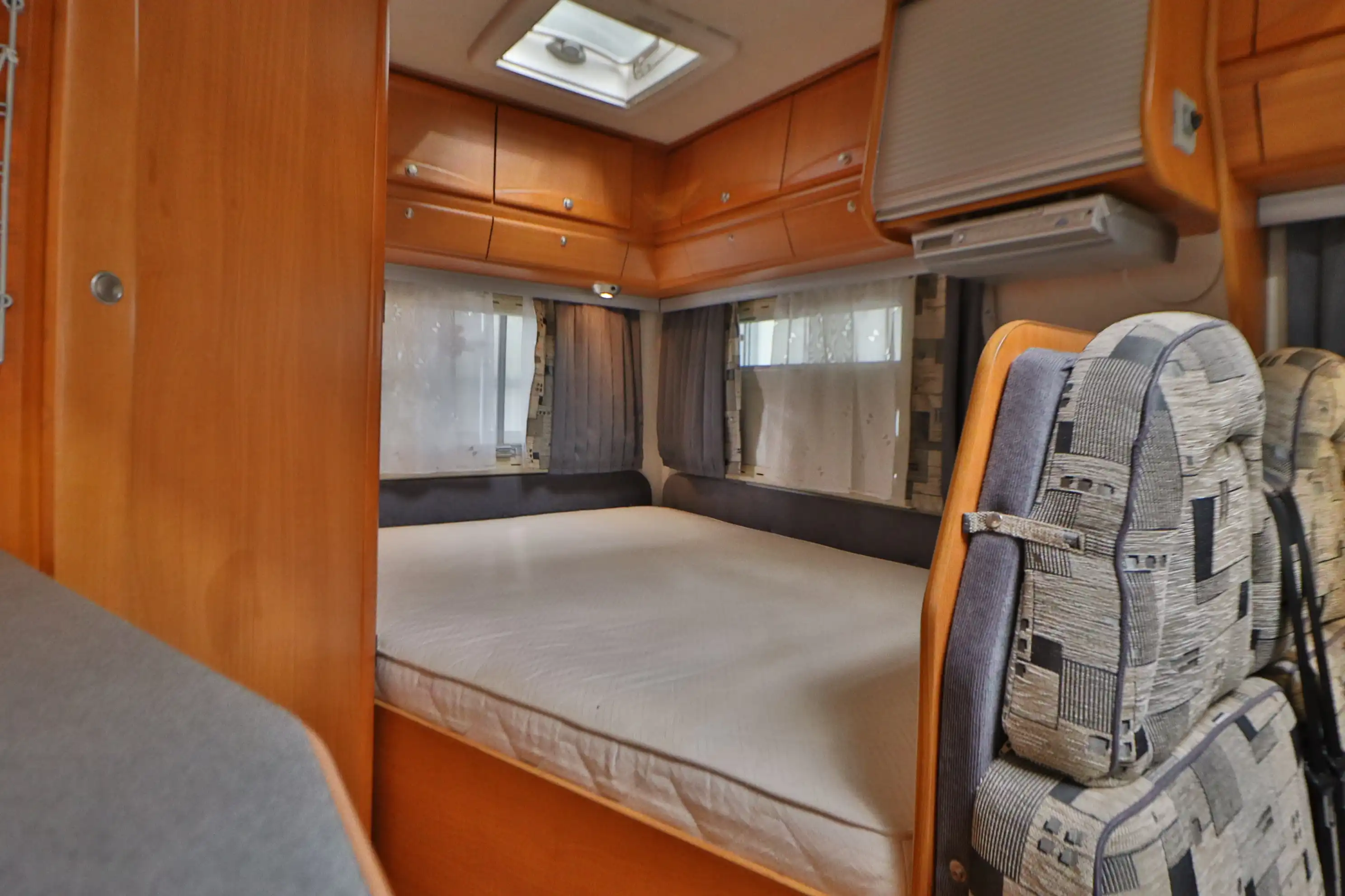 ADRIA Adratik Coral 590 DS